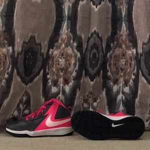 nike basketball shoes